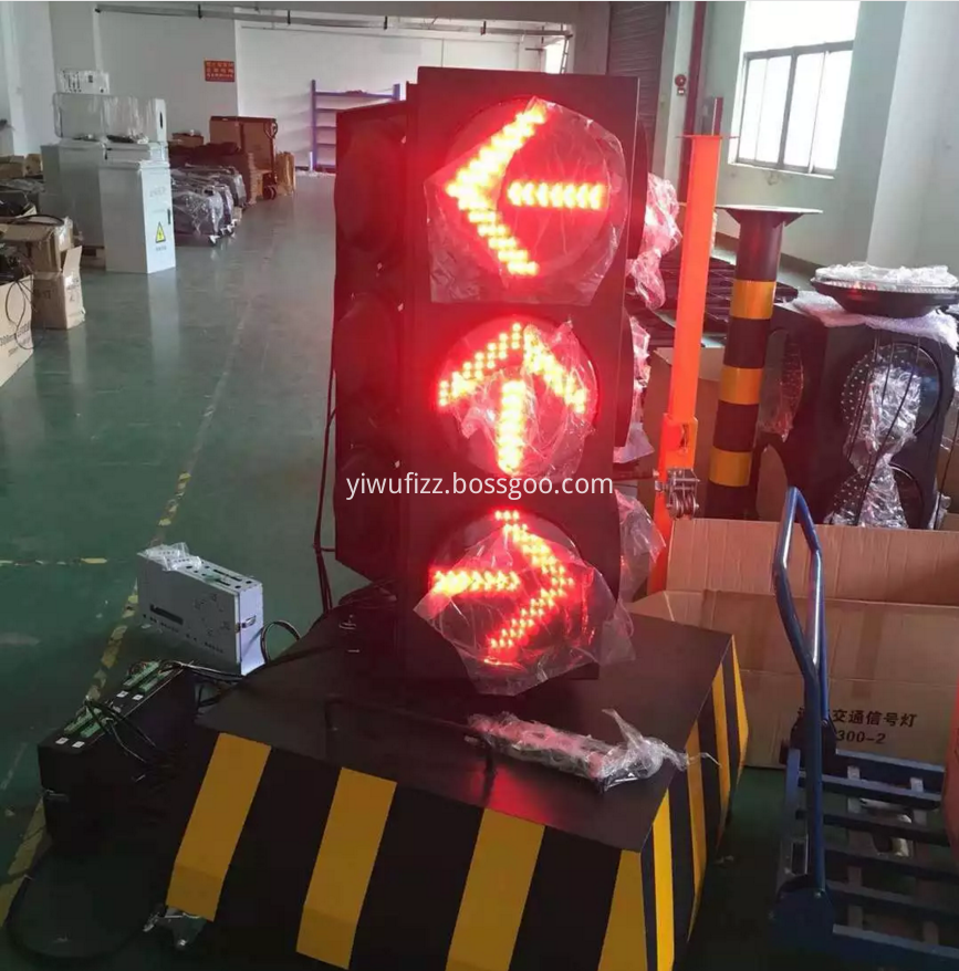 Remote Control of Solar Traffic Lights