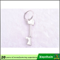 Keychain del abrelatas de botella simple