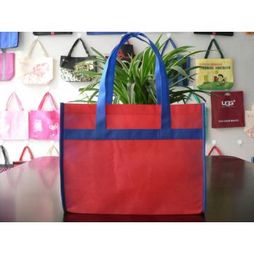 Two-color splicing non woven shopping bag