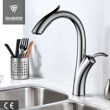 Luxurious Deck Mounted Pull-Out Kitchen Sink Faucet Mixer