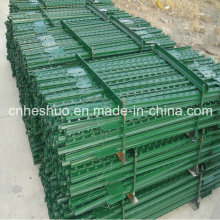 Factory Wholesale ISO Painted Green and Galvanized Studded T Post Peach Post 3D Wire Mesh Model