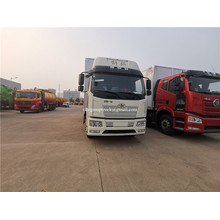 FAW refrigerated truck for food transportation