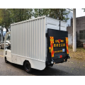 Camion à benne basculante pour usine