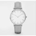 Top Fashion Leather Strap Lady Reloj de pulsera