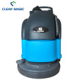 Industrial floor cleaning machine