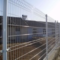 PVC coated green curved wire mesh fence