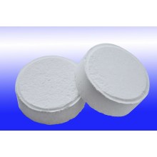 Tableta de hipoclorito de calcio al 70% mediante proceso de sodio
