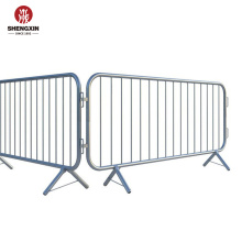 Customized portable metal crowd control barrier