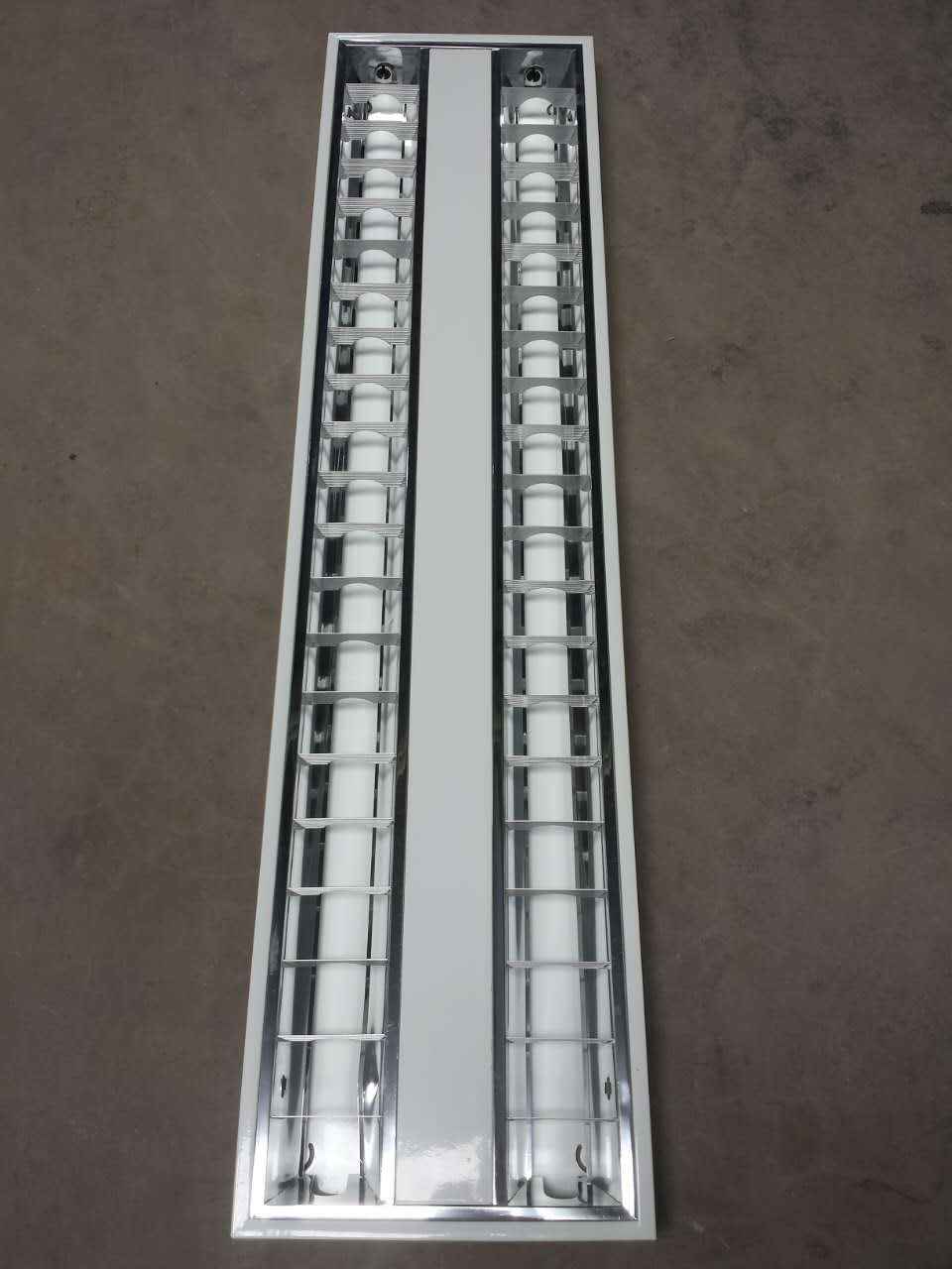 fluorescent light parabolic louver