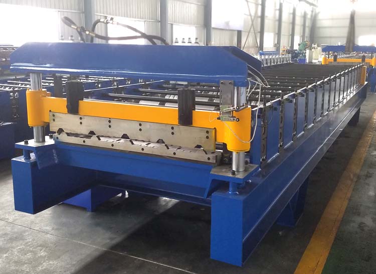 metal roofing roll forming machine