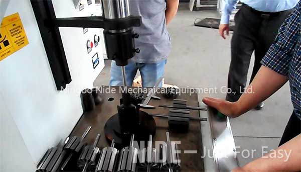 Semi-auto-Armature-Shaft-Inserting-Machine31