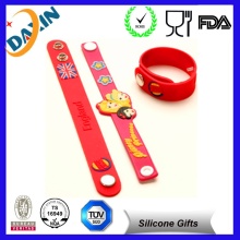 Logotipo dos desenhos animados personalizado 100% Silicone Wrist Band