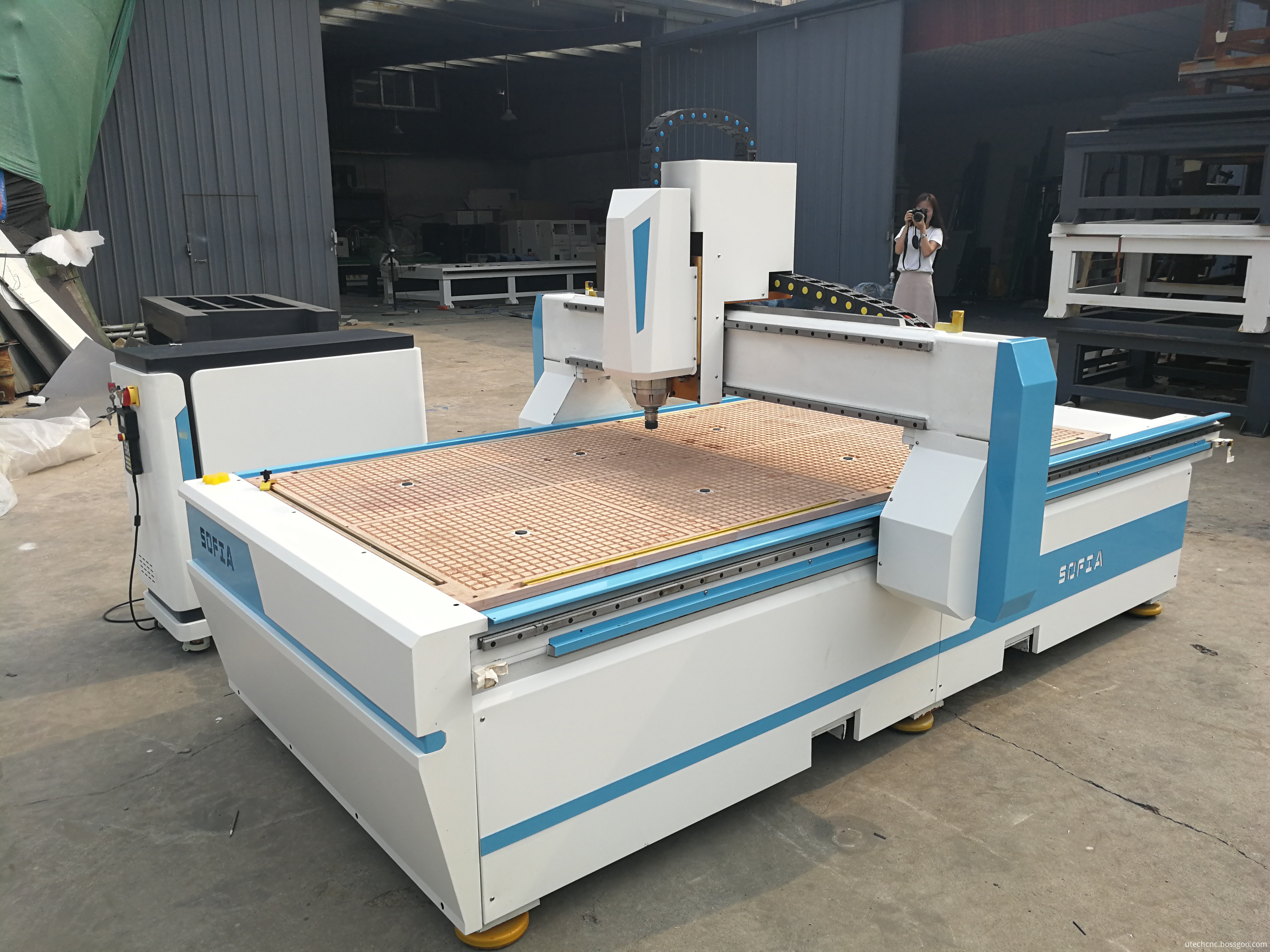 advertising cnc machine