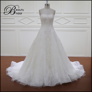 Robe de mariée a-ligne de conception spéciale