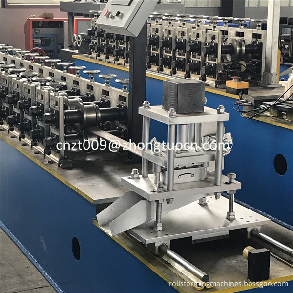 steel shutter door roll forming machine 07