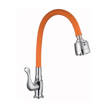 Chrome Kitchen Faucet With Pull Out