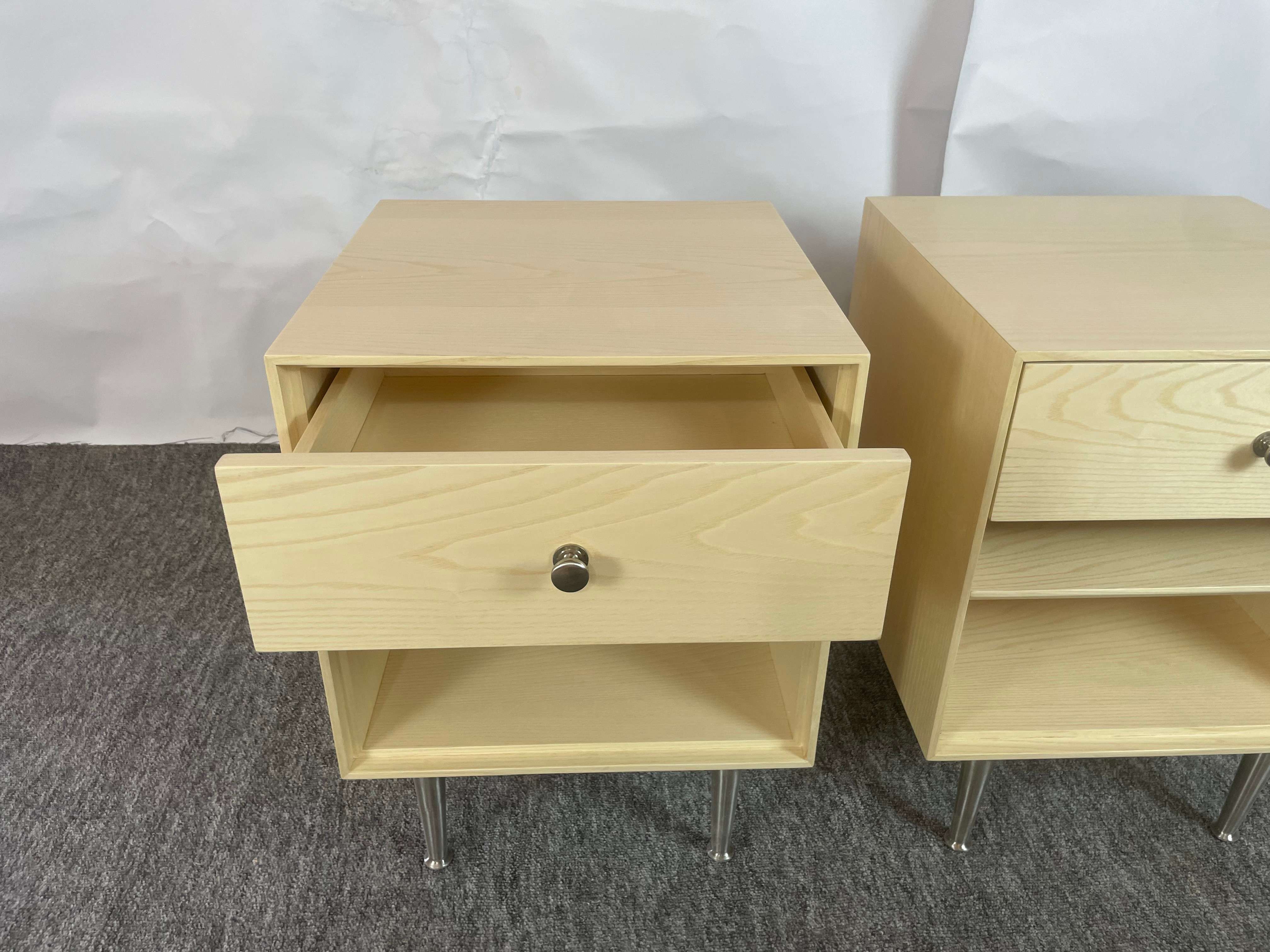 nightstand (11) nightstand (11)