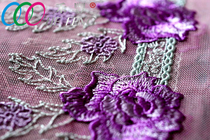 lace embroidery 03