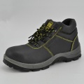 Middle Cut Safety Shoes with Ce Ufa002