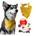 Dog Bandana Plus Set de 5 juguetes para perros