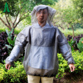 Traje de acampamento para mosquitos