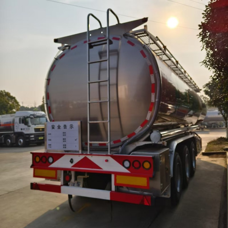 petroleum indian oil tanker truck petroleum indian oil tanker truck
