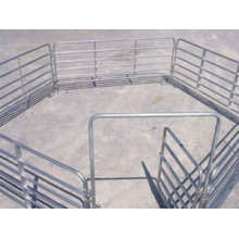 Panel cerca de la yarda de ganado galvanizado sumergido caliente