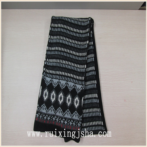 boys jacquard knit scarf with fleece lining