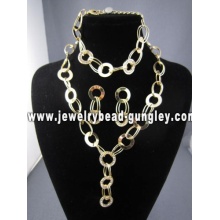 conjunto de joyas custume