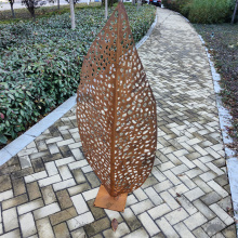 Скульптура Corten Steel Leaf для продажи