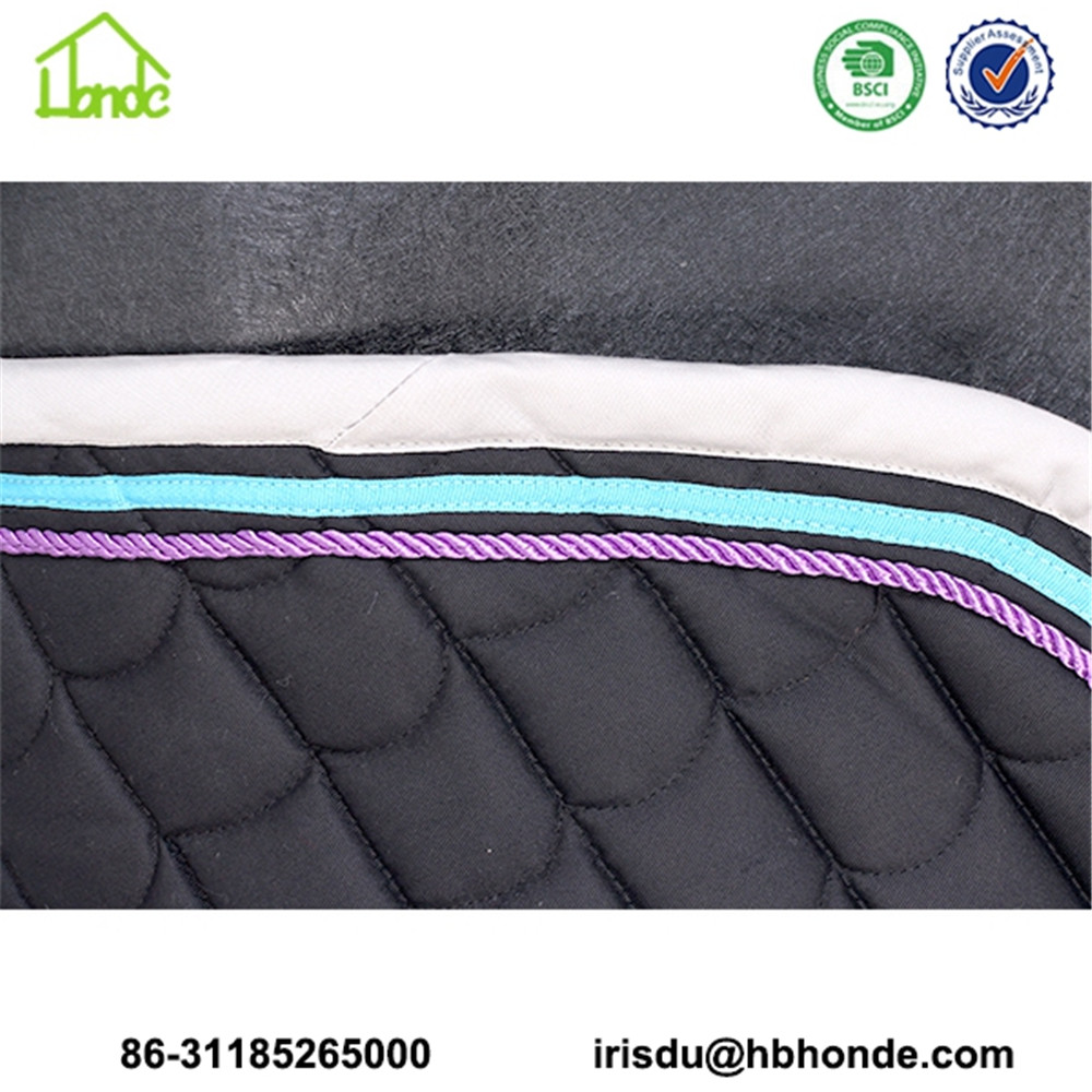 saddle pad bordure