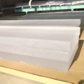Piscina transparente con lámina acrílica de 80 mm de espesor