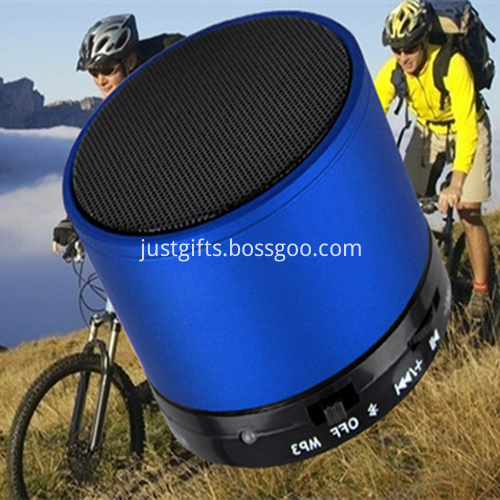 Promotional Cylinder Shape Bluetooth Speaker1