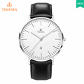 Montre classique pour hommes avec bracelet en cuir noir 72637