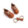 Chaussures Oxford pour enfants en cuir de couleur mélangée