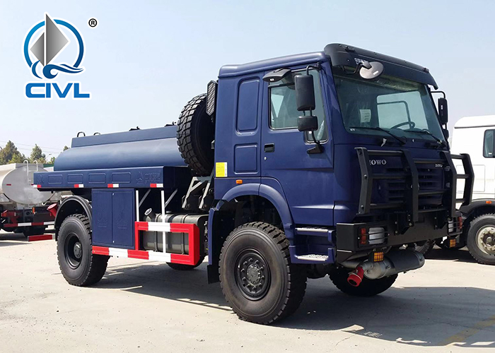 4x4 Fuel Tanker Truck 1