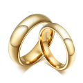 Conjuntos de anillos de boda de tungsteno de oro para él y para ella.