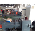 Twin screw extruder for pure color masterbatch