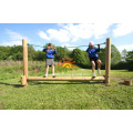 Hölzerner Rollenseil-Balancen-Park-Spielplatz der Kinder