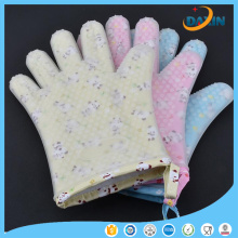 Colorful Panda Pattern Heat Resistant Silicone Glove