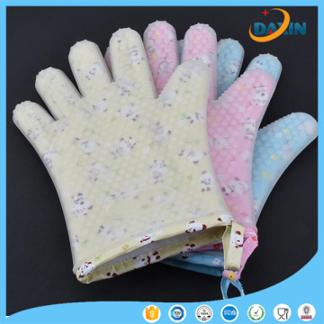 Colorful Panda Pattern Heat Resistant Silicone Glove