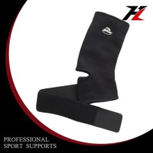 Deluxe ankle stabilizer with strap to speed up recovery