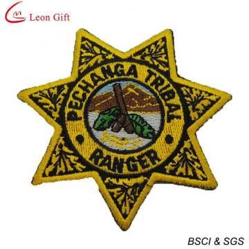 High Quality Custom Embroidery Patches for Clothing (LM1572)