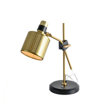 Wholesale bedroom desk lamp nordic living room gold simple minimalist reading lighting hotel modern led bedside table lamp