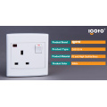 UK estándar 13A 250V interruptor de pared socket de China fabricante