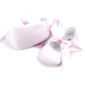 Chaussures habillées en satin en gros de fantaisie Chaussures pour petites filles