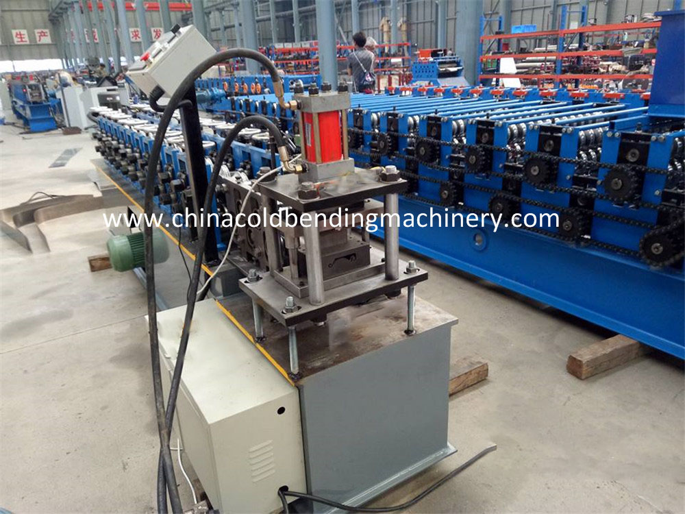 Roller Shutter Door Machine