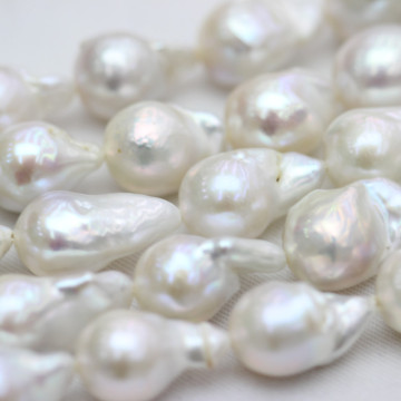 13-15mm Blanc Aaaa Nucleated Baroque Pearl Strands (E190039)