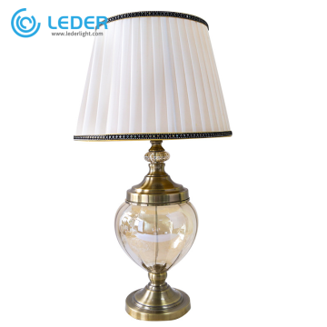 Lampe de table blanche LEDER