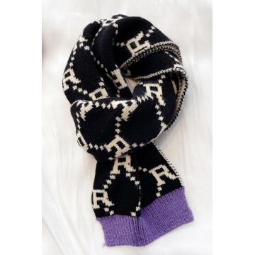 Ladies Woven Black and White jacquard scarf